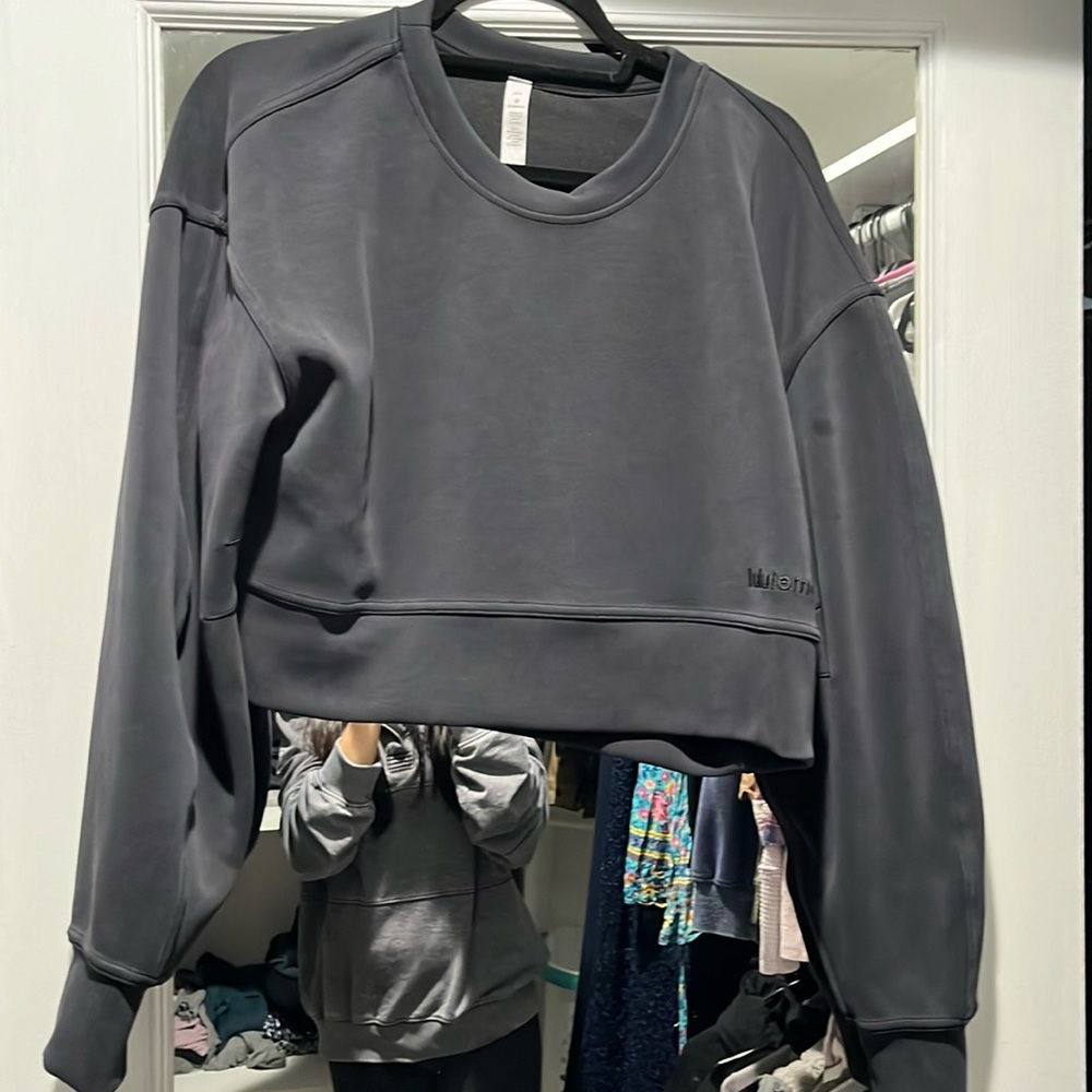 Cropped sweater
